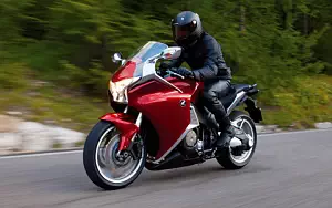 Honda VFR1200F   HD   