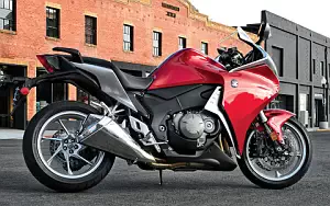 Honda VFR1200F   HD   