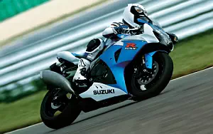 Suzuki GSX-R1000   HD   