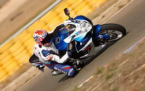 Suzuki GSX-R600   HD   