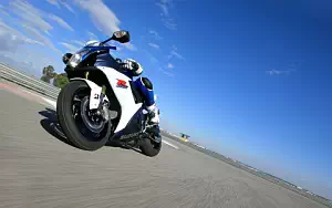 Suzuki GSX-R750   HD   