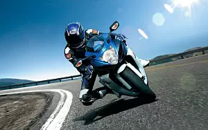 Suzuki GSX-R750   HD   