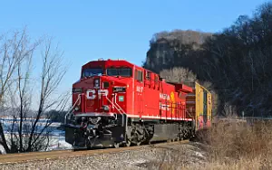 CP - Canadian Pacific        