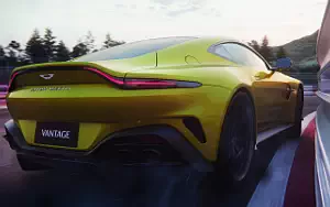 Aston Martin Vantage  