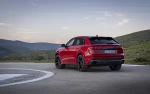 Audi RS Q8 performance  