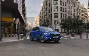 Ford Kuga Plug-In Hybrid ST-Line EU-spec  