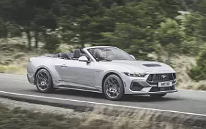 Ford Mustang GT Convertible EU-spec  