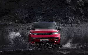 Off Road 4x4 Range Rover Sport P510e First Edition  