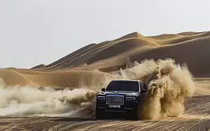 Off Road 4x4 Rolls-Royce Cullinan UAE-spec  
