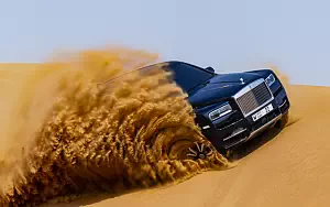 Off Road 4x4 Rolls-Royce Cullinan UAE-spec  