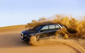 Off Road 4x4 Rolls-Royce Cullinan UAE-spec  