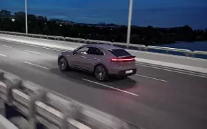 Porsche Macan 4  