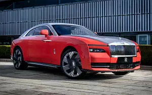 Rolls-Royce Spectre Escapism  