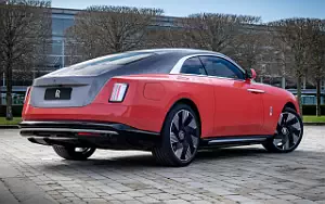 Rolls-Royce Spectre Escapism  
