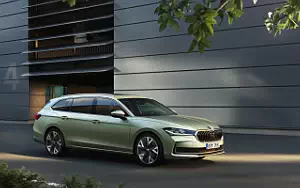 Skoda Superb Combi  