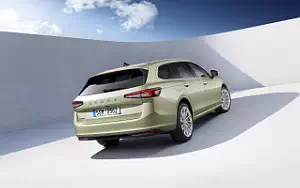 Skoda Superb Combi  